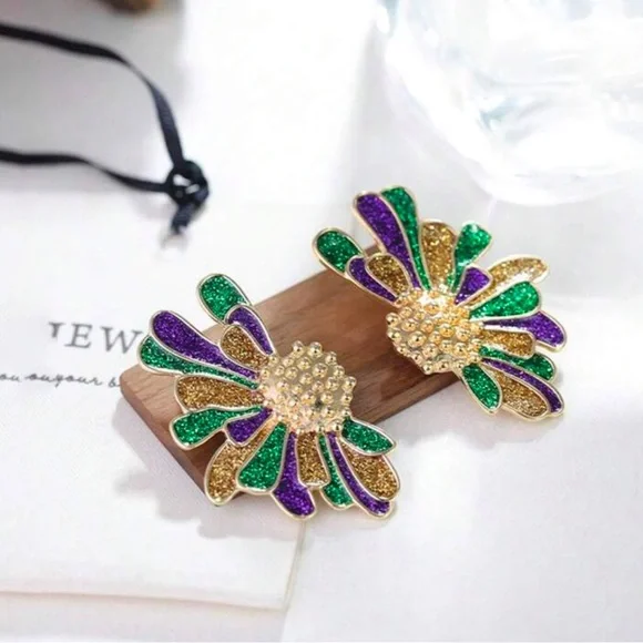 2/$30🌵 Gold Green Purple Flower Earrings Zara Large Mardi Gras Carnival NEW - Picture 3 of 10